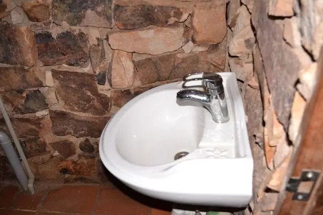 Comfort Tek Büyük veya İki Ayrı Yataklı Oda
