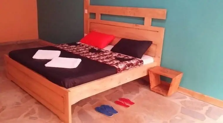 Tek Büyük Yataklı Oda