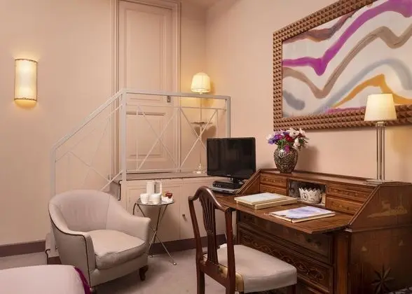 Deluxe Tek Büyük veya İki Ayrı Yataklı Oda, Teras