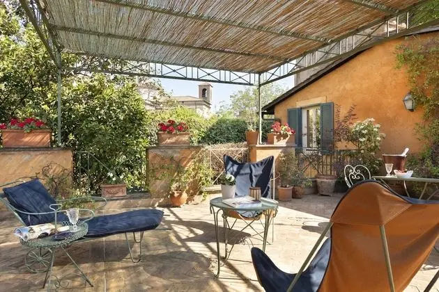 Deluxe Tek Büyük veya İki Ayrı Yataklı Oda, Teras