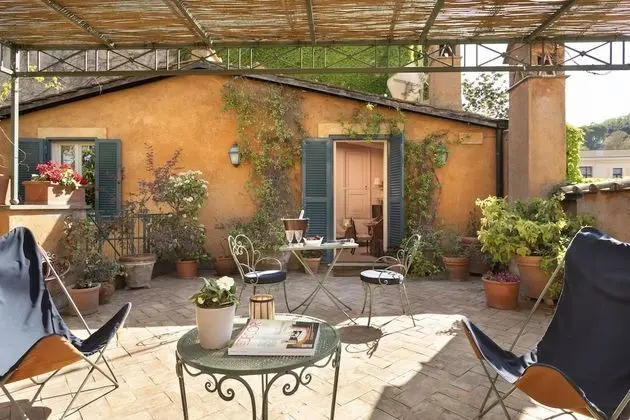 Deluxe Tek Büyük veya İki Ayrı Yataklı Oda, Teras