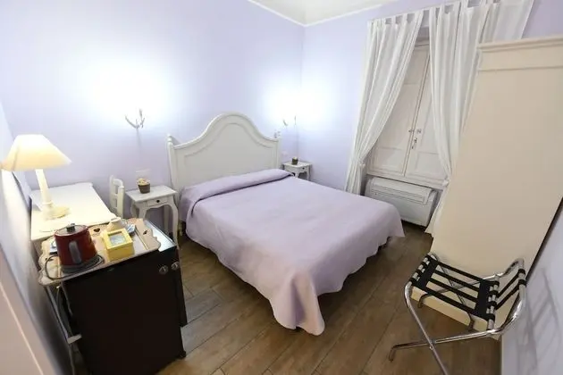 Tek Büyük Yataklı Oda (Lilla)