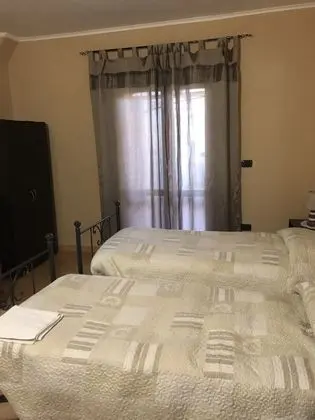 Tek Büyük veya İki Ayrı Yataklı Oda (Tortora)