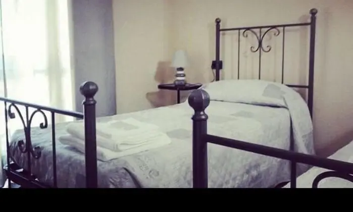 Tek Büyük veya İki Ayrı Yataklı Oda (Tortora)