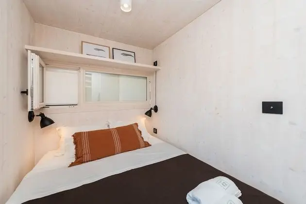 Ev, 2 Büyük (Queen) Boy Yatak