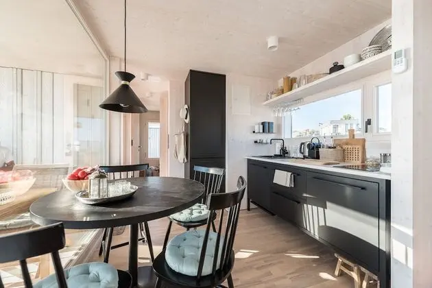 Ev, 2 Büyük (Queen) Boy Yatak