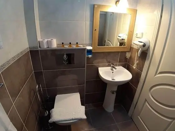 Family Triple Room, Basemant Floor