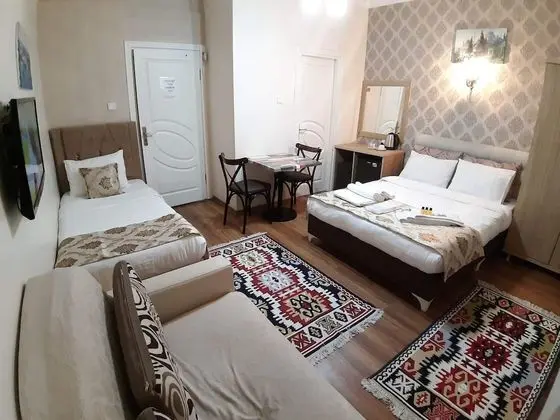 Standard Dört Kişilik Oda