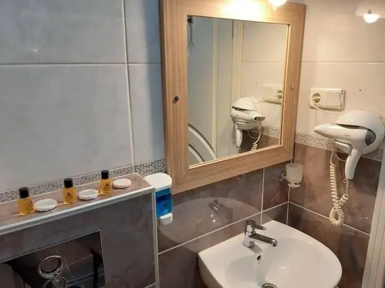 Standard Dört Kişilik Oda
