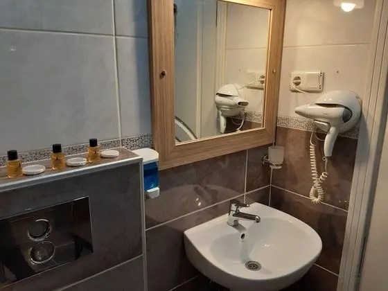 Standard Dört Kişilik Oda