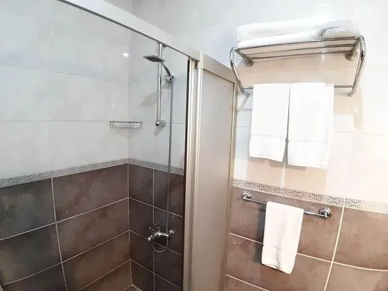 Standard Dört Kişilik Oda