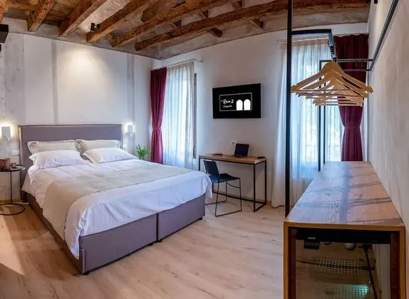 Deluxe Tek Büyük veya İki Ayrı Yataklı Oda