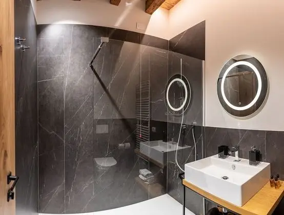 Deluxe Tek Büyük veya İki Ayrı Yataklı Oda