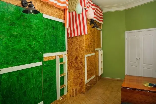 Basic Ortak Ranzalı Oda, 1 Yatak Odası