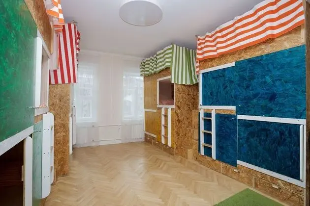 Basic Ortak Ranzalı Oda, 2 Yatak Odası