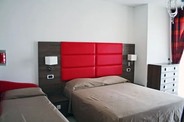 Standard Dört Kişilik Oda