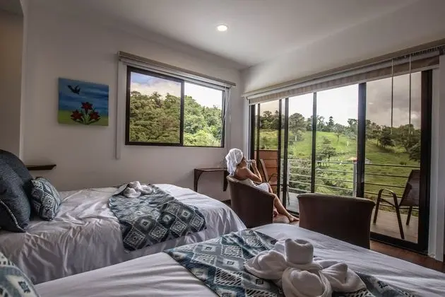 Deluxe Tek Büyük Yataklı Oda, Balkon, Dağ Manzaralı