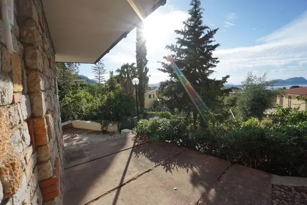 Villa, 2 Yatak Odası, Engellilere Uygun, Sigara İçilebilir