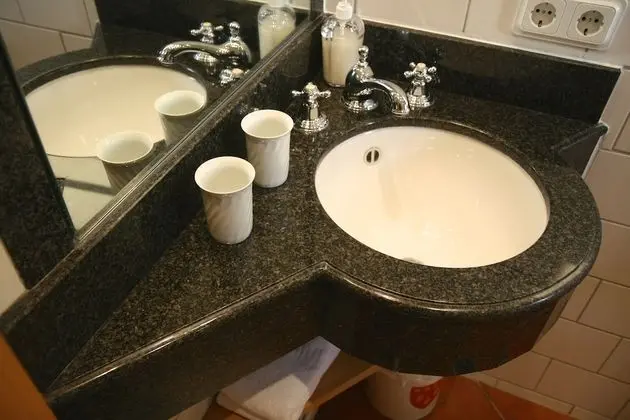 Basic Oda, 2 Tek Kişilik Yatak, Özel Banyo, Dağ Yamacı (Elvira/Albero)