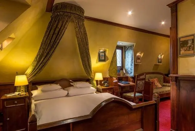 Superior Oda, Balkon, Vadi Manzaralı