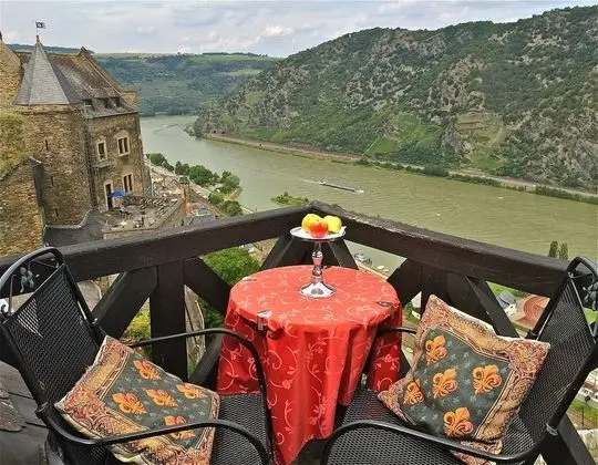 Superior Tek Büyük Yataklı Oda, Balkon, Nehir Manzaralı