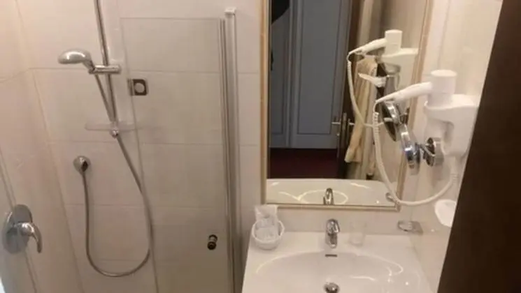 Tek Kişilik Oda