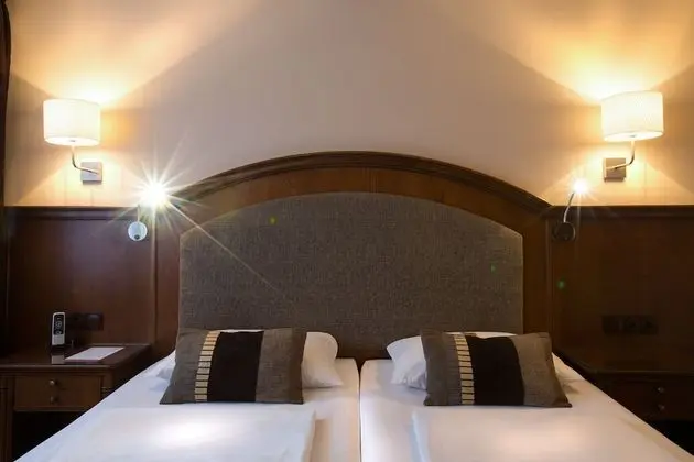 Standard Tek Büyük Yataklı Oda