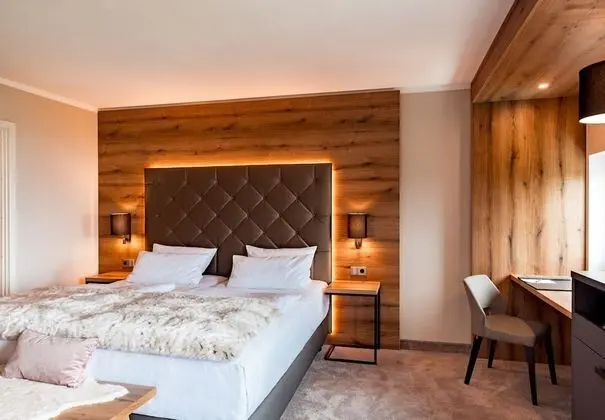 Premium Tek Büyük Yataklı Oda, Vadi Manzaralı