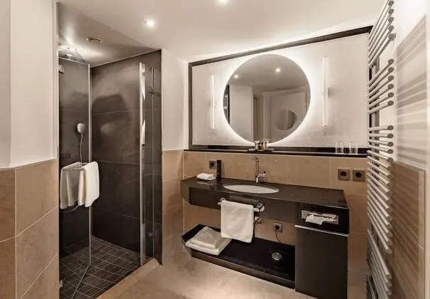 Premium Tek Büyük Yataklı Oda, Vadi Manzaralı