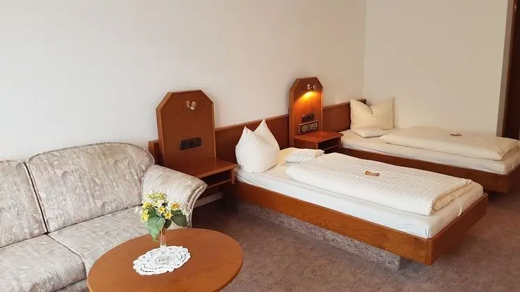 Comfort Tek Büyük veya İki Ayrı Yataklı Oda