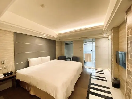 Deluxe Tek Büyük Yataklı Oda
