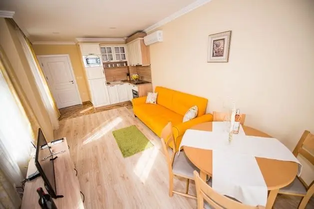 Apart Daire, 2 Yatak Odası, Balkon, Kısmi Deniz Manzaralı