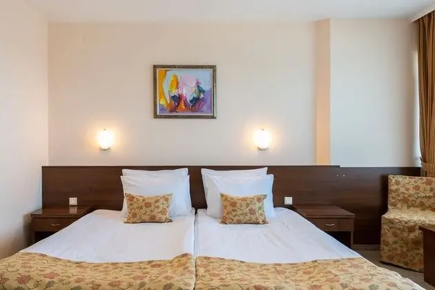 Standard Tek Büyük Yataklı Oda, Balkon, Kısmi Deniz Manzaralı