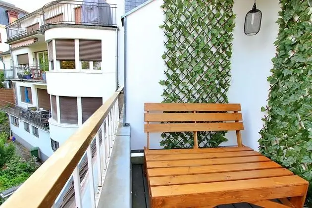 Tek Büyük Yataklı Oda, Balkon
