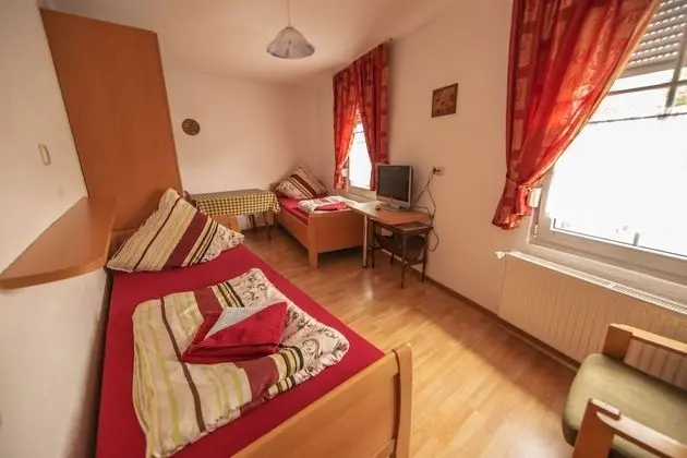 Economy Tek Kişilik Oda, Ortak Banyo