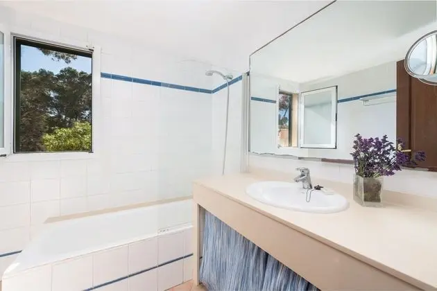 Apart Daire, Teras, Bahçe Manzaralı (2 Bedrooms)