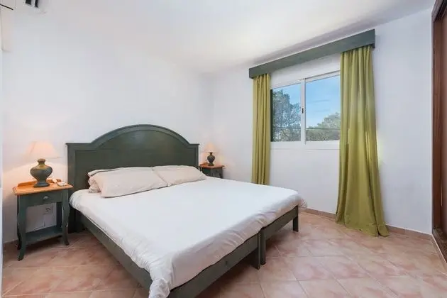 Apart Daire, Teras, Bahçe Manzaralı (2 Bedrooms)