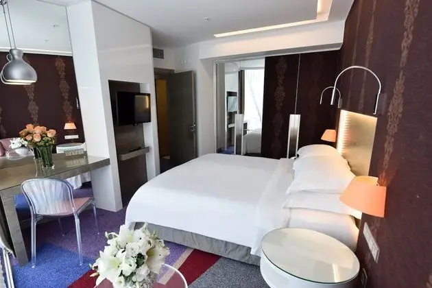 Sehir Manzarali, Tek Yatak Odali Suite Oda