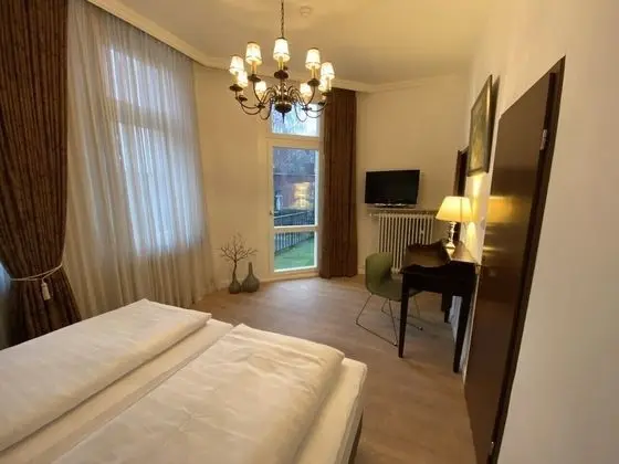 Tek Büyük veya İki Ayrı Yataklı Oda, 1 Çift Kişilik Yatak, Sigara İçilmez