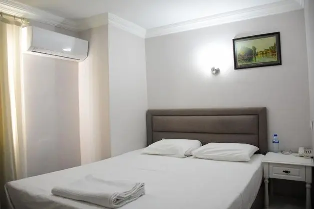 Çift Kişilik, Şehir Manzaralı