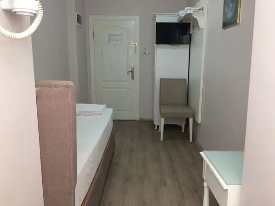 Tek Kişilik, Şehir Manzaralı