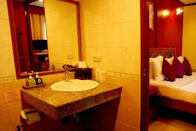 1 Çift Kişilik Veya 2 Tek Kişilik Yatak Deluxe