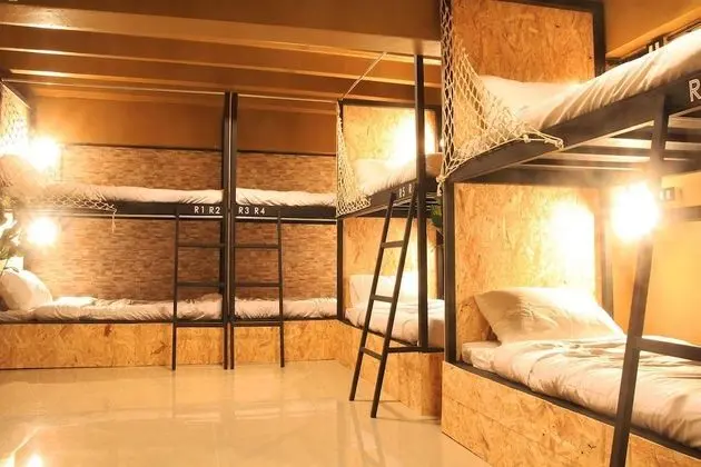 Mixed Dorm