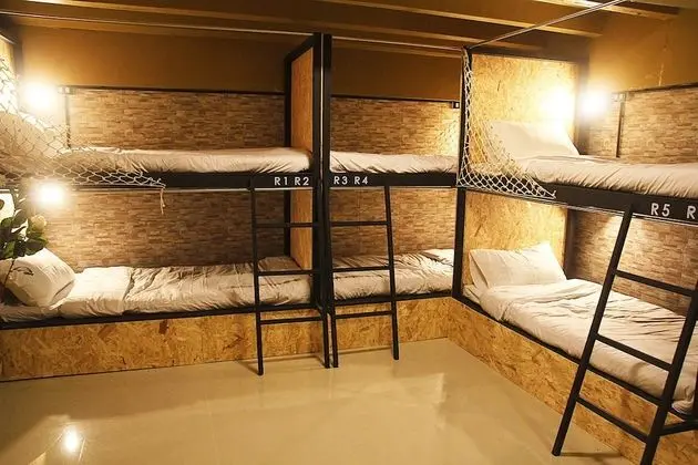 Mixed Dorm