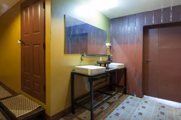 Mixed Dorm
