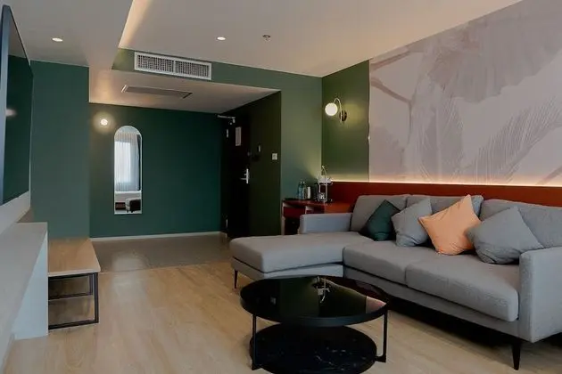 Oriental Suite