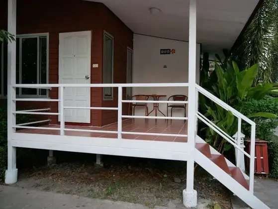 Bungalow with Twin Bed