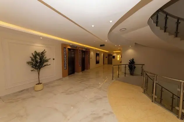 Luxury Stüdyo Süit, 1 En Büyük (King) Boy Yatak, Şehir Manzaralı