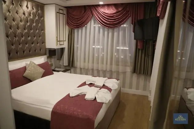 Çift Kişilik, Şehir Manzaralı