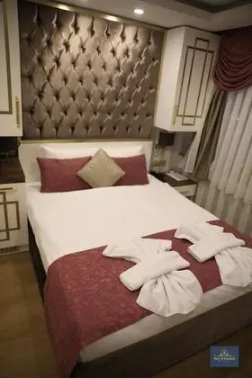 Çift Kişilik, Şehir Manzaralı